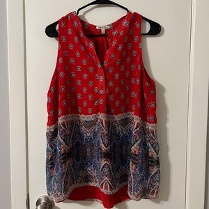 Women’s Sleeveless Blouse